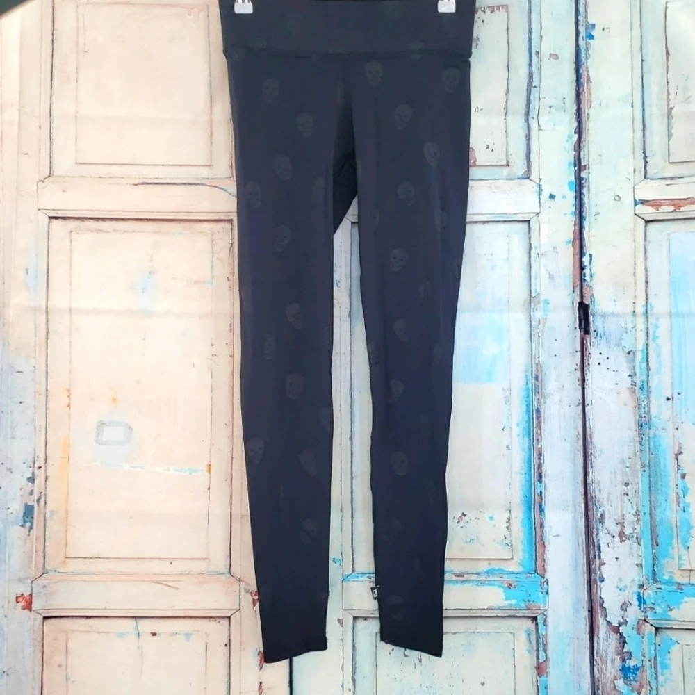 TEREZ‎ Skull Foil Tall Band Leggings | Black | Size- S